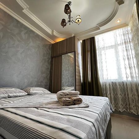 Апартаменты Nukri's Батуми Экстерьер фото